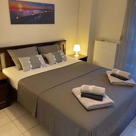Strand Wohnung, Lux, Meerblick, Wifi, Klimaanlagen Агия Триас Екстериор снимка
