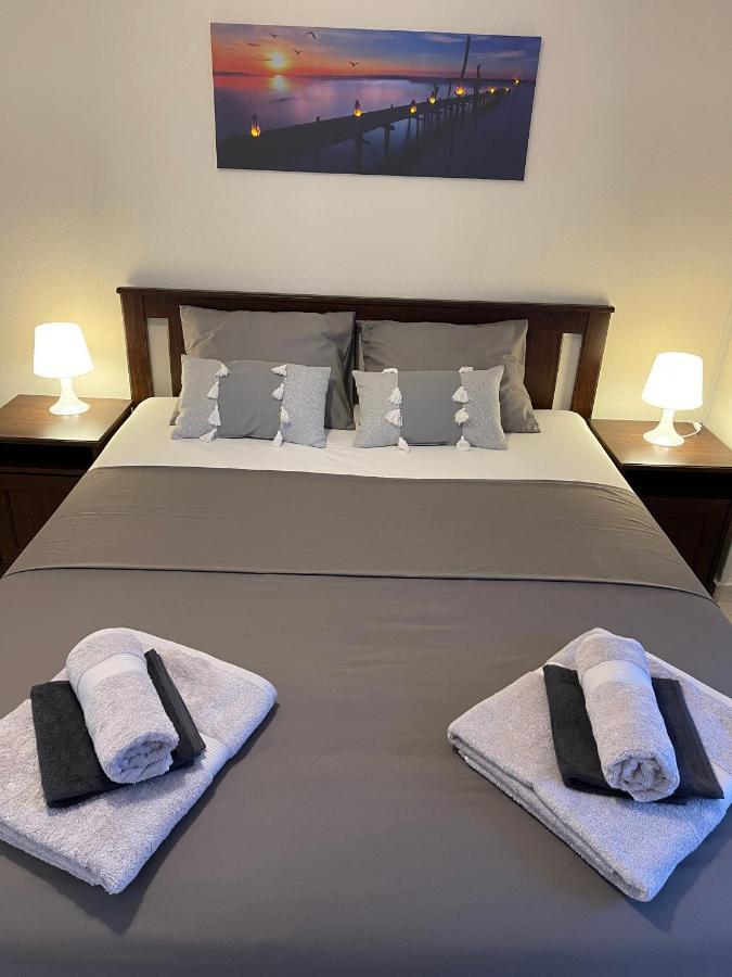 Strand Wohnung, Lux, Meerblick, Wifi, Klimaanlagen Агия Триас Екстериор снимка